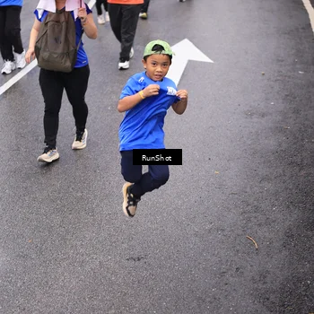 Runner Photo 7947219