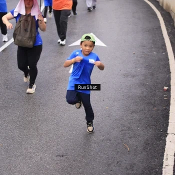 Runner Photo 7947227