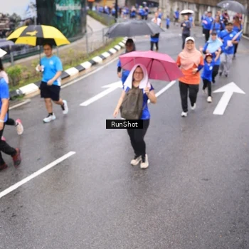 Runner Photo 7947236