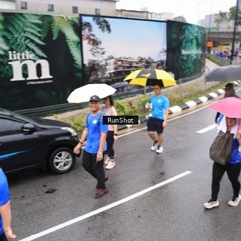 Runner Photo 7947243