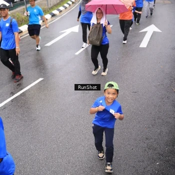 Runner Photo 7947259