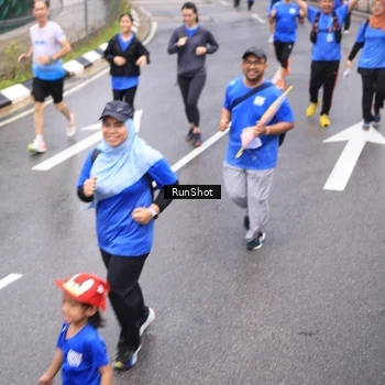 Runner Photo 7947277