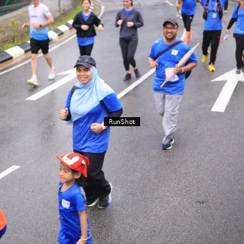 Runner Photo 7947280