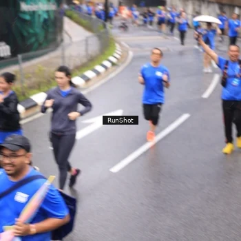 Runner Photo 7947298