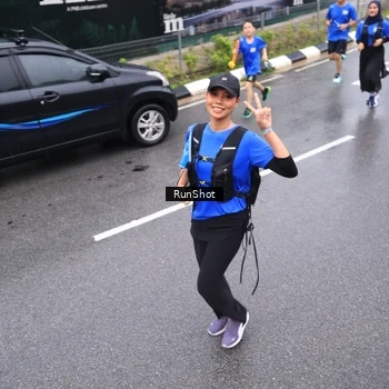Runner Photo 7947300