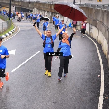 Runner Photo 7947309