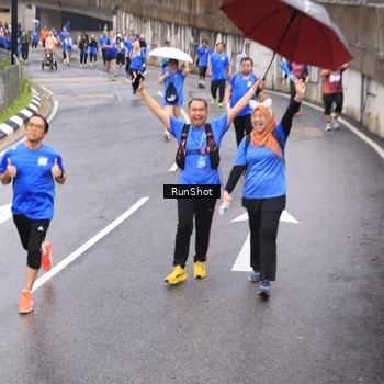 Runner Photo 7947316