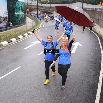 Runner Photo 7947330