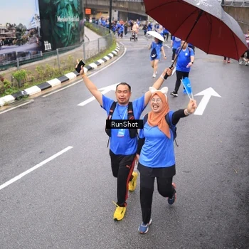 Runner Photo 7947333