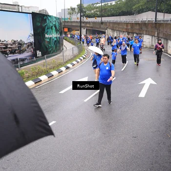 Runner Photo 7947351