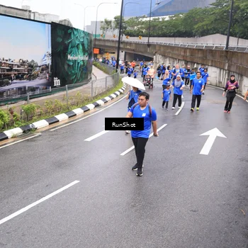Runner Photo 7947355