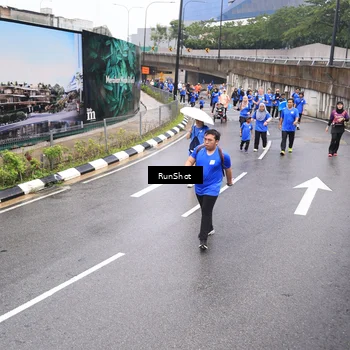 Runner Photo 7947359