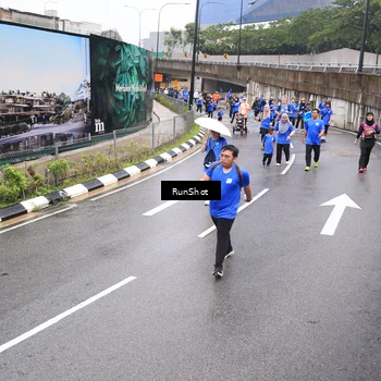 Runner Photo 7947361
