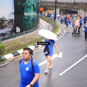 Runner Photo 7947372
