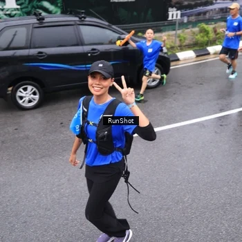 Runner Photo 7947399