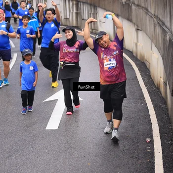 Runner Photo 7947412