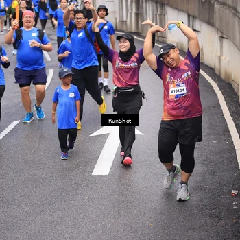 Runner Photo 7947414