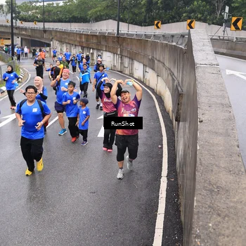 Runner Photo 7947427