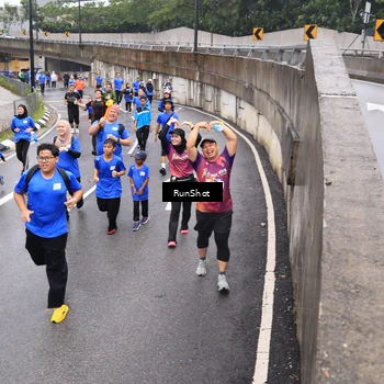 Runner Photo 7947430