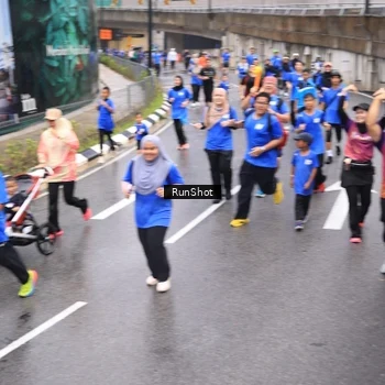 Runner Photo 7947437
