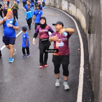 Runner Photo 7947438