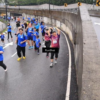 Runner Photo 7947445