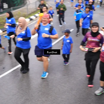 Runner Photo 7947446