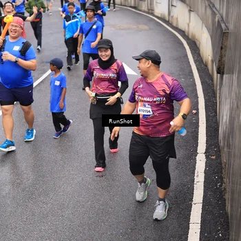Runner Photo 7947448