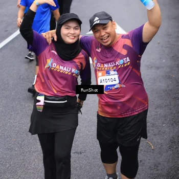 Runner Photo 7947455