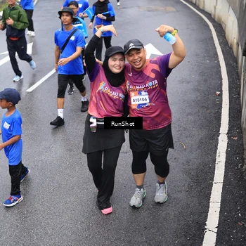 Runner Photo 7947462