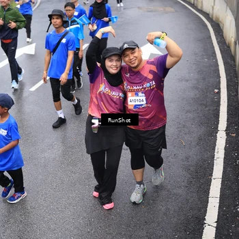 Runner Photo 7947469