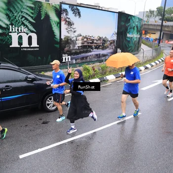 Runner Photo 7947496