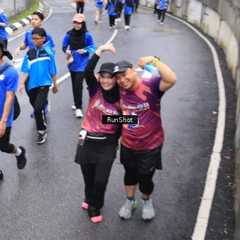 Runner Photo 7947498