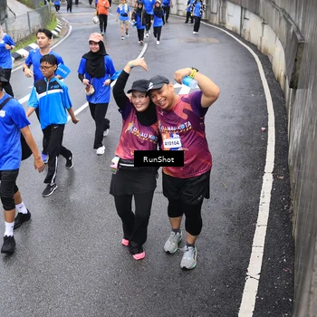 Runner Photo 7947517