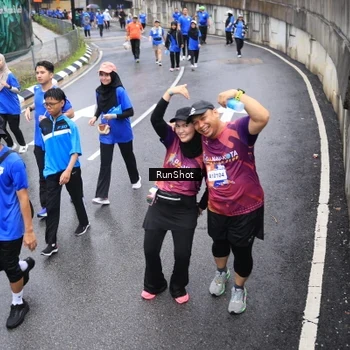 Runner Photo 7947522