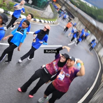 Runner Photo 7947529