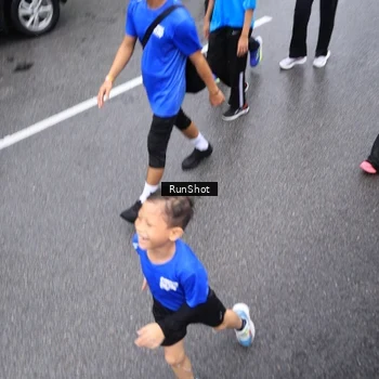 Runner Photo 7947530