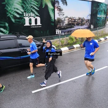 Runner Photo 7947546