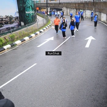 Runner Photo 7947557