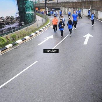 Runner Photo 7947559