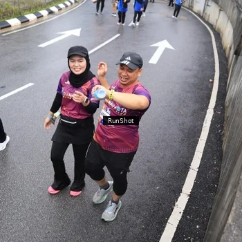 Runner Photo 7947561