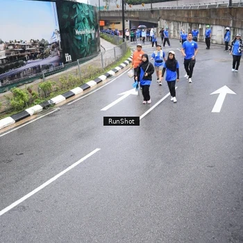 Runner Photo 7947567