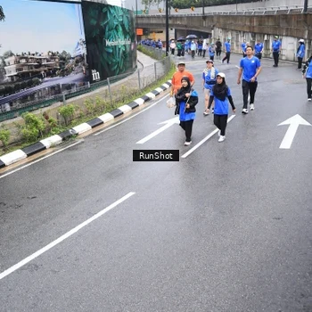 Runner Photo 7947570