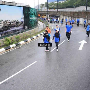 Runner Photo 7947574