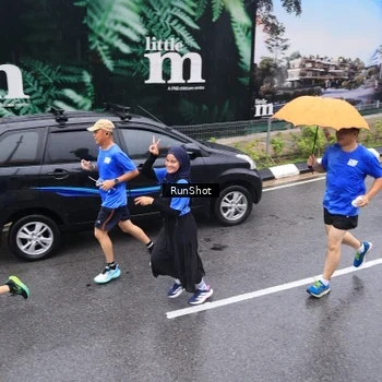 Runner Photo 7947578