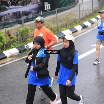 Runner Photo 7947588