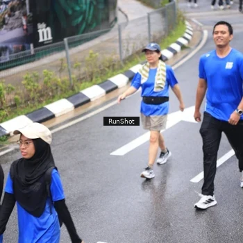 Runner Photo 7947594