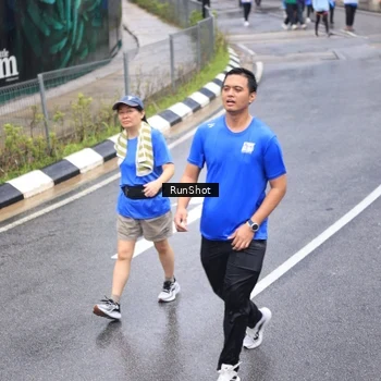 Runner Photo 7947599