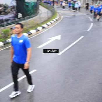 Runner Photo 7947610