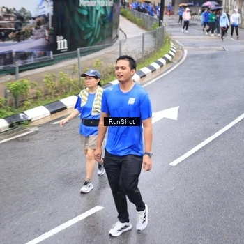 Runner Photo 7947611